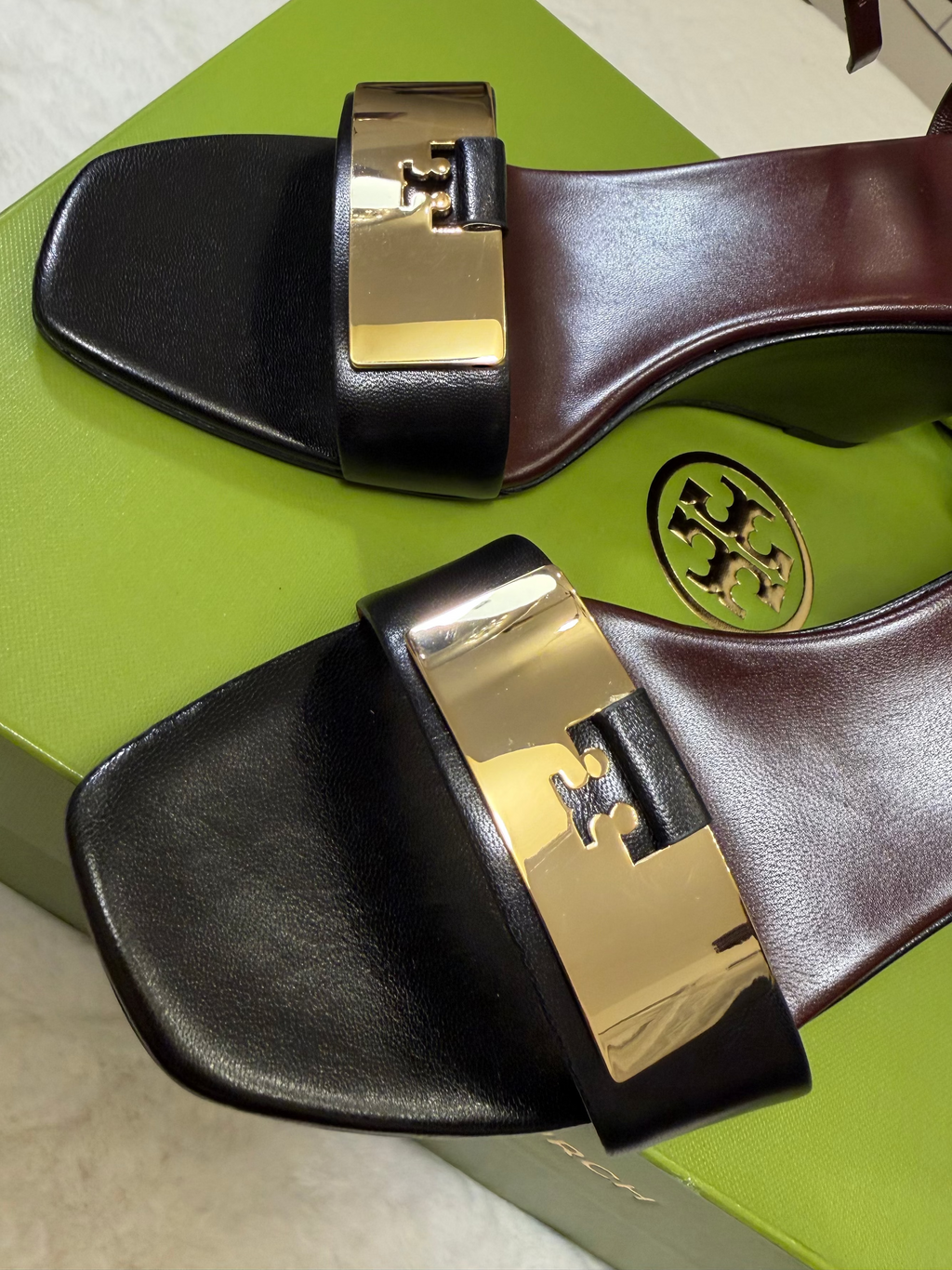 Tory Burch Leather Wedge Sandals – Black